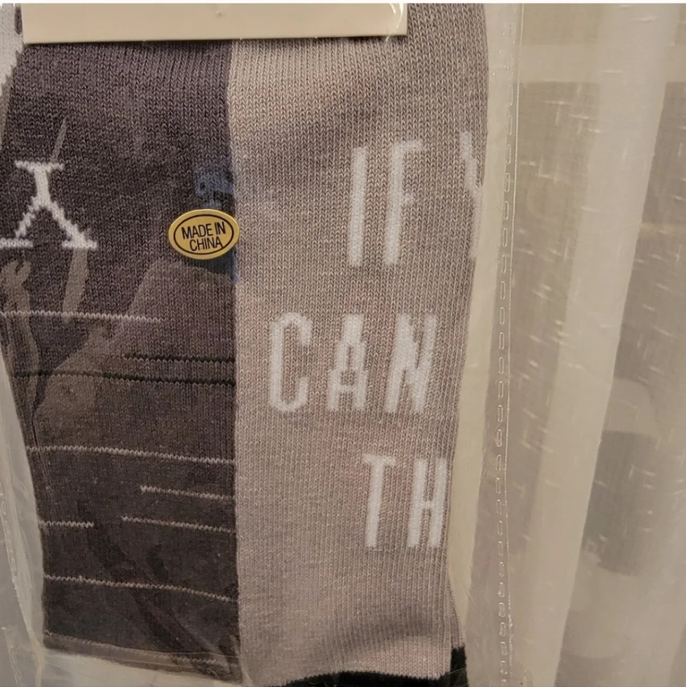Young Living Ningxia Socks Grey NWT
